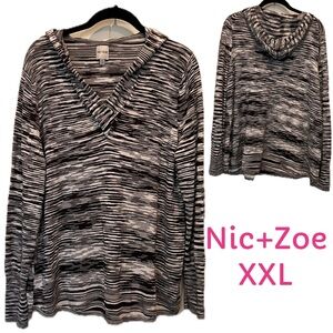 NIC+ZOE Black and White Lightweight Hoodie XXL